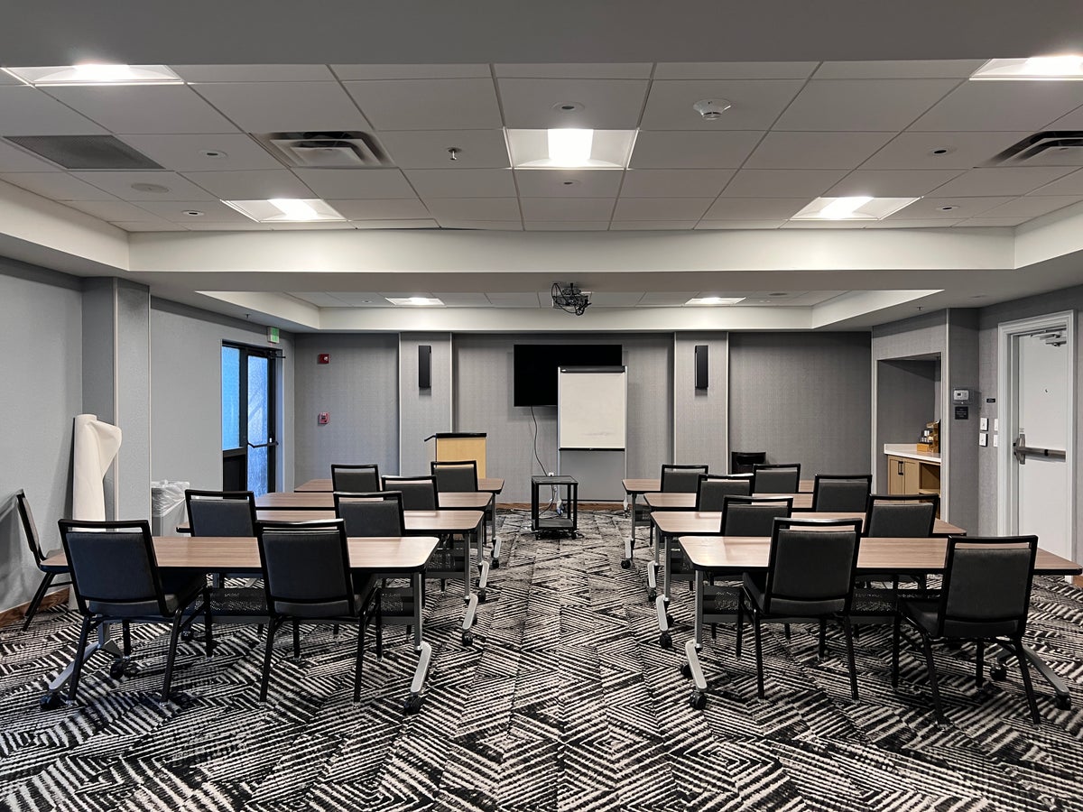 Hyatt Place Orlando Airport event room 