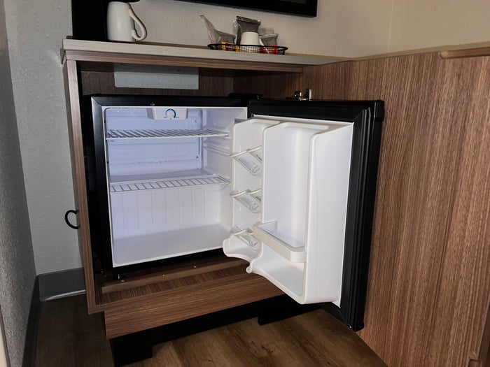 Hyatt Place Orlando Airport room minifridge Hyatt Place Orlando Airport room minifridge