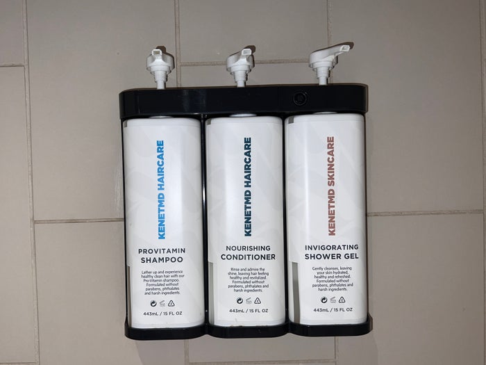 Hyatt Place Orlando Airport room shower amenities Hyatt Place Orlando Airport room shower amenities