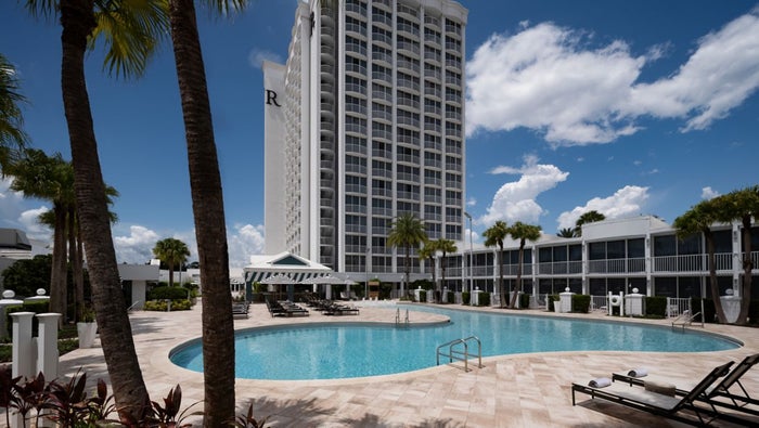 Renaissance Orlando Resort and Spa Pool Renaissance Orlando Resort and Spa Pool