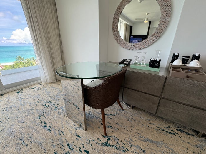 Ritz Turks Junior Suite Glass table chairs Ritz Turks Junior Suite Glass table chairs