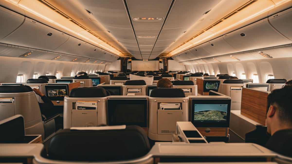 The 5 Best Business Class Seats I’ve Ever Flown (And 5 I’d Skip)