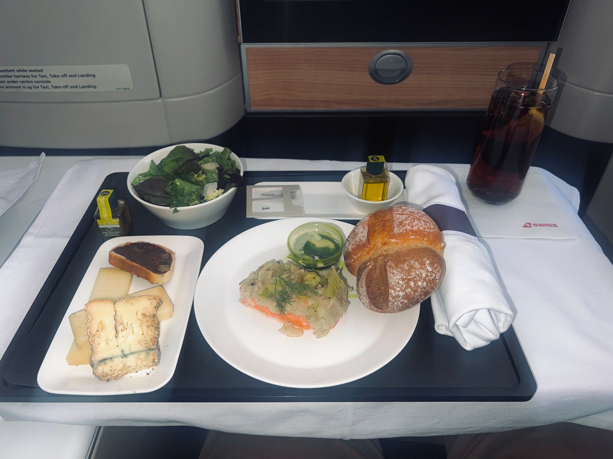 Swiss 777 business class first course