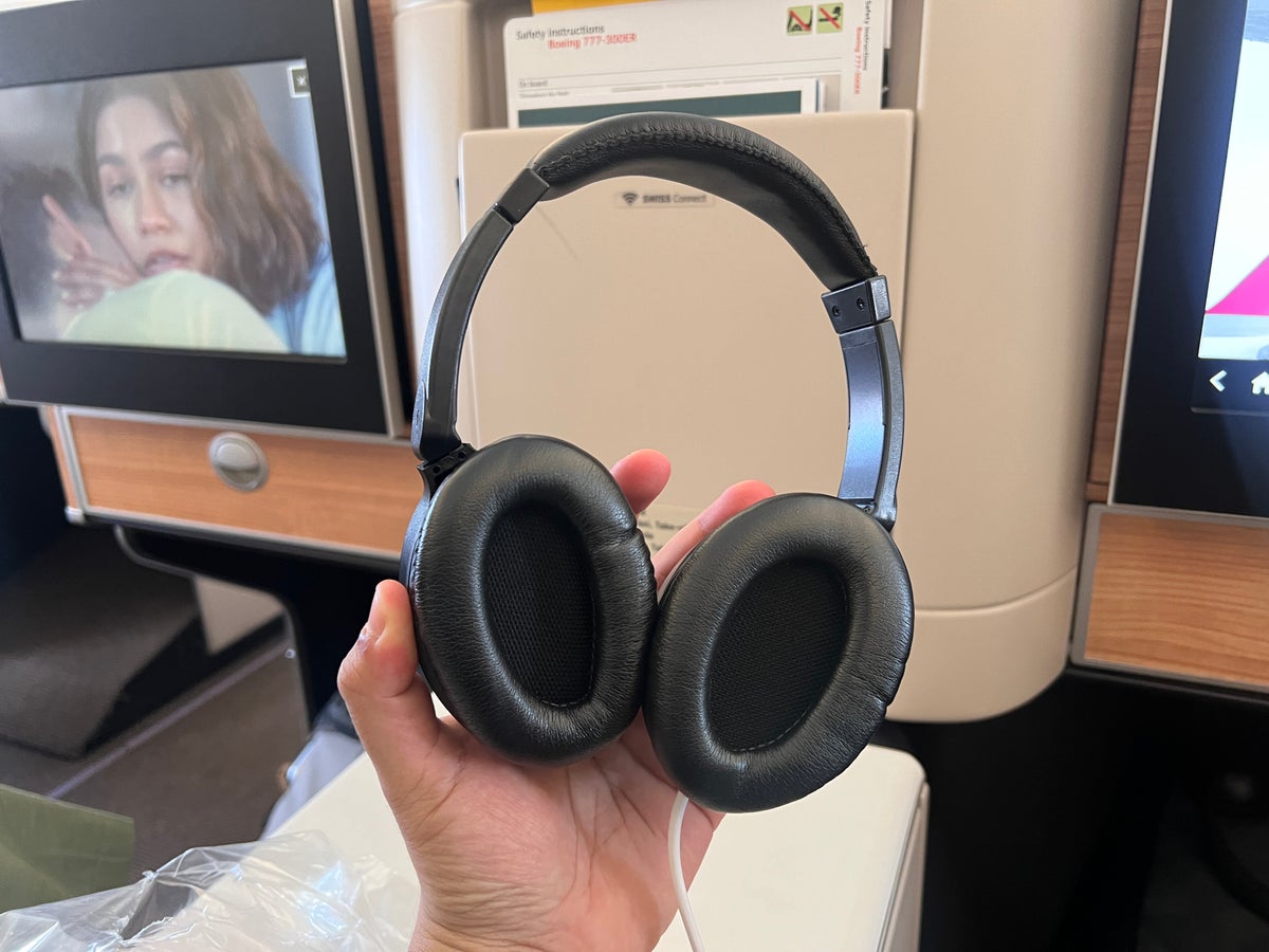 Swiss 777 business class headphones