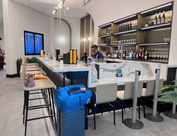 The Club MDW Midway Airport bar The Club MDW Midway Airport bar