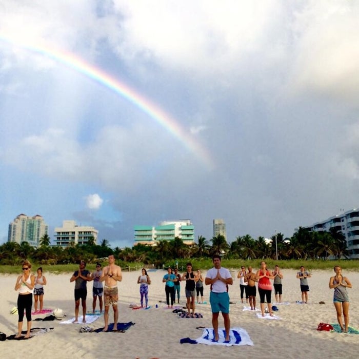 Bayfront Park Yoga 3rd street beach yoga miami
