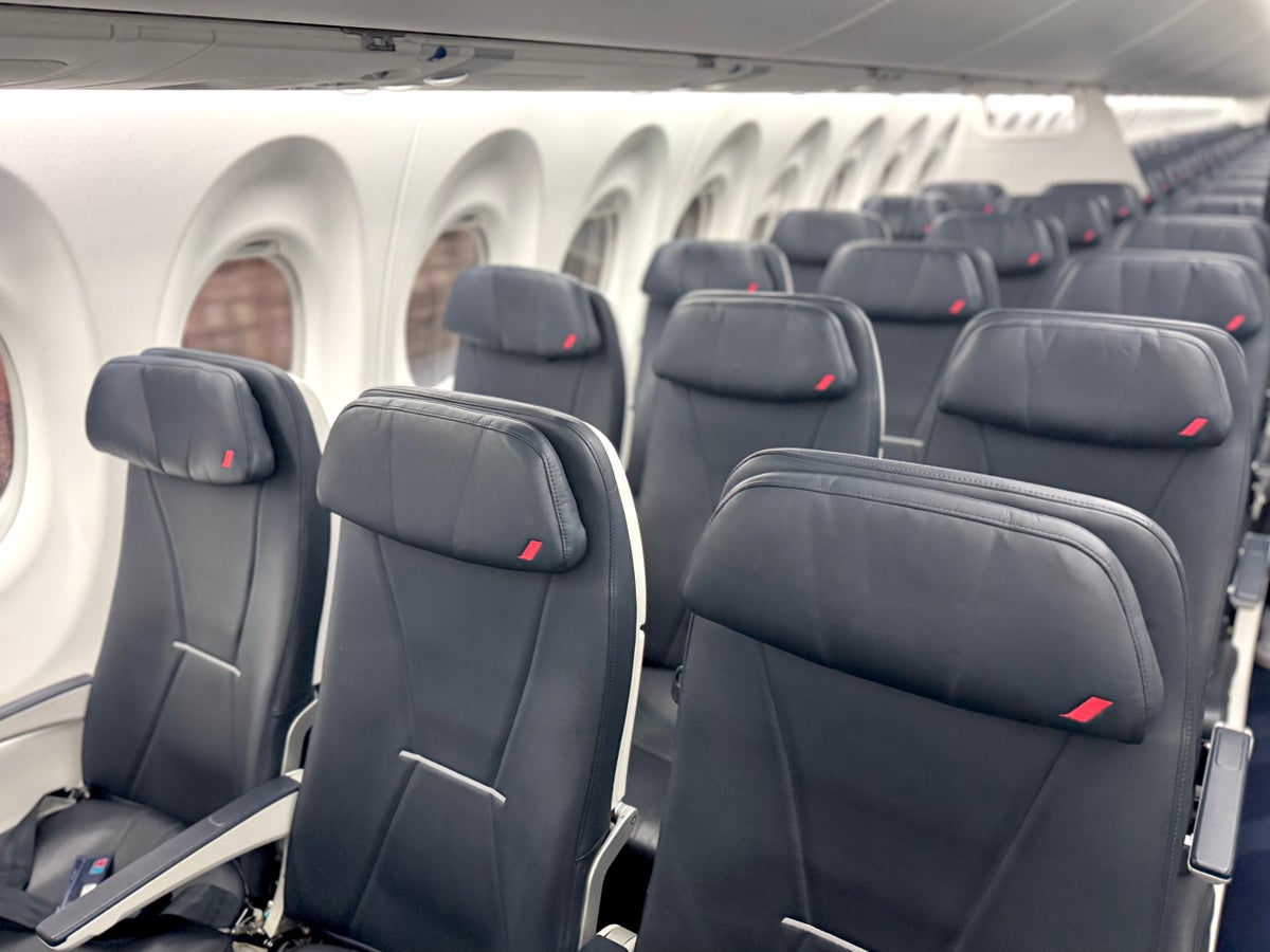 When Do Airlines Release Award Seat Availability? [30+ Airlines]