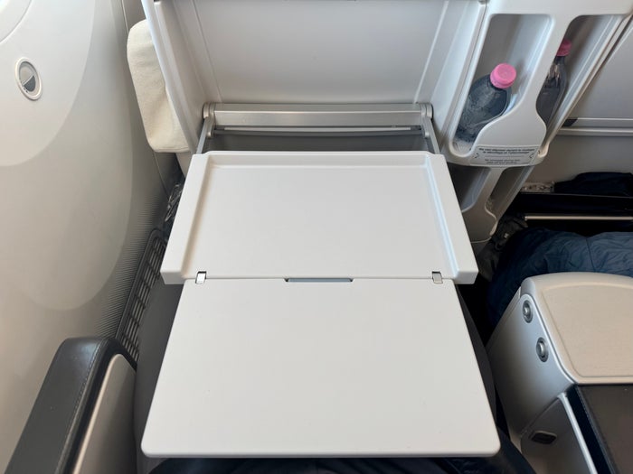 Air France Boeing 789 premium economy seat tray table extended