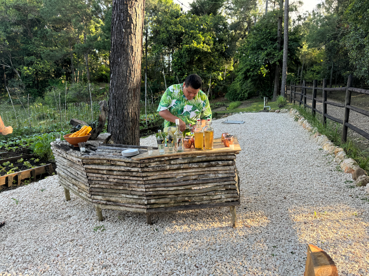 Blancaneaux Lodge Belize Mr Mrs Smith Garden Spot outside drinks