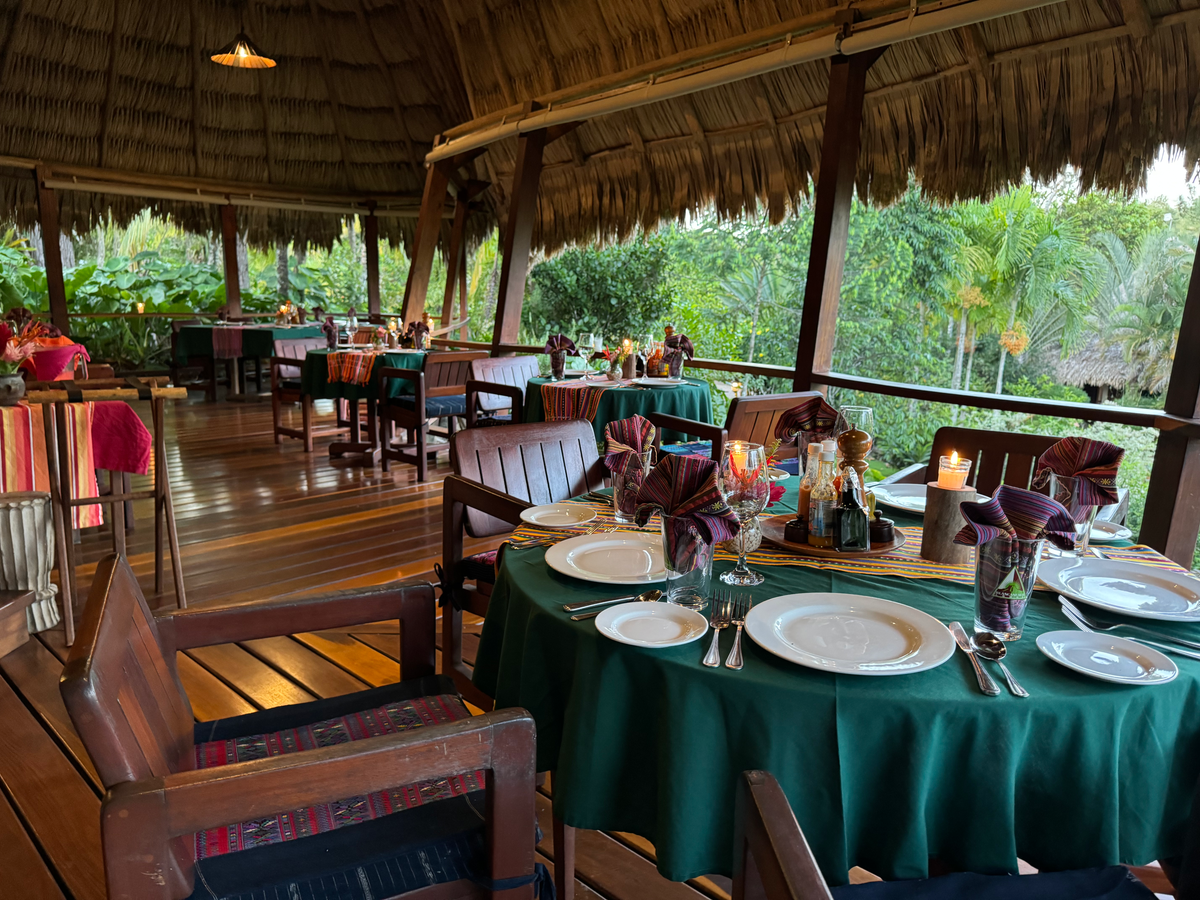 Blancaneaux Lodge Belize Mr Mrs Smith Montagna Ristorante