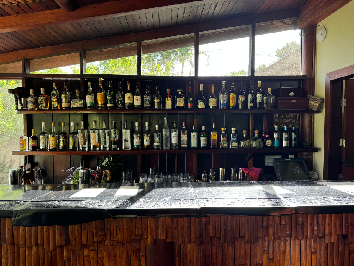 Blancaneaux Lodge Belize Mr Mrs Smith bar at Jaguar Bar