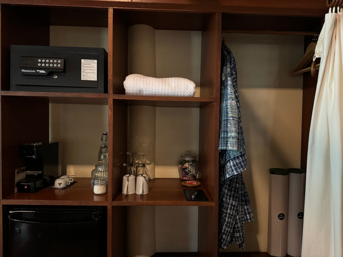 Blancaneaux Lodge Belize Mr Mrs Smith closet Blancaneaux Lodge Belize Mr Mrs Smith closet