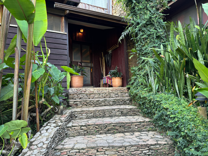 Blancaneaux Lodge Belize Mr Mrs Smith main building entrance Blancaneaux Lodge Belize Mr Mrs Smith main building entrance