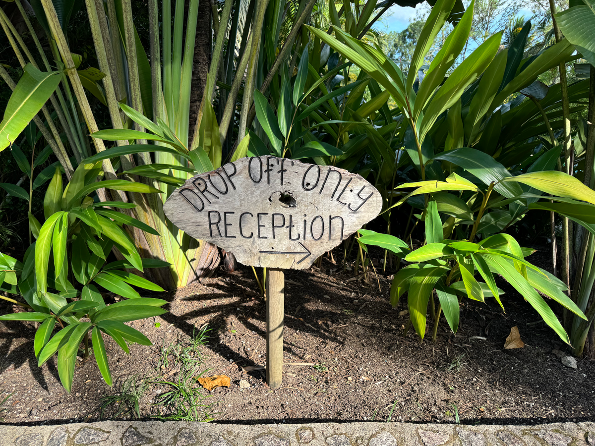 Blancaneaux Lodge Belize Mr Mrs Smith reception sign