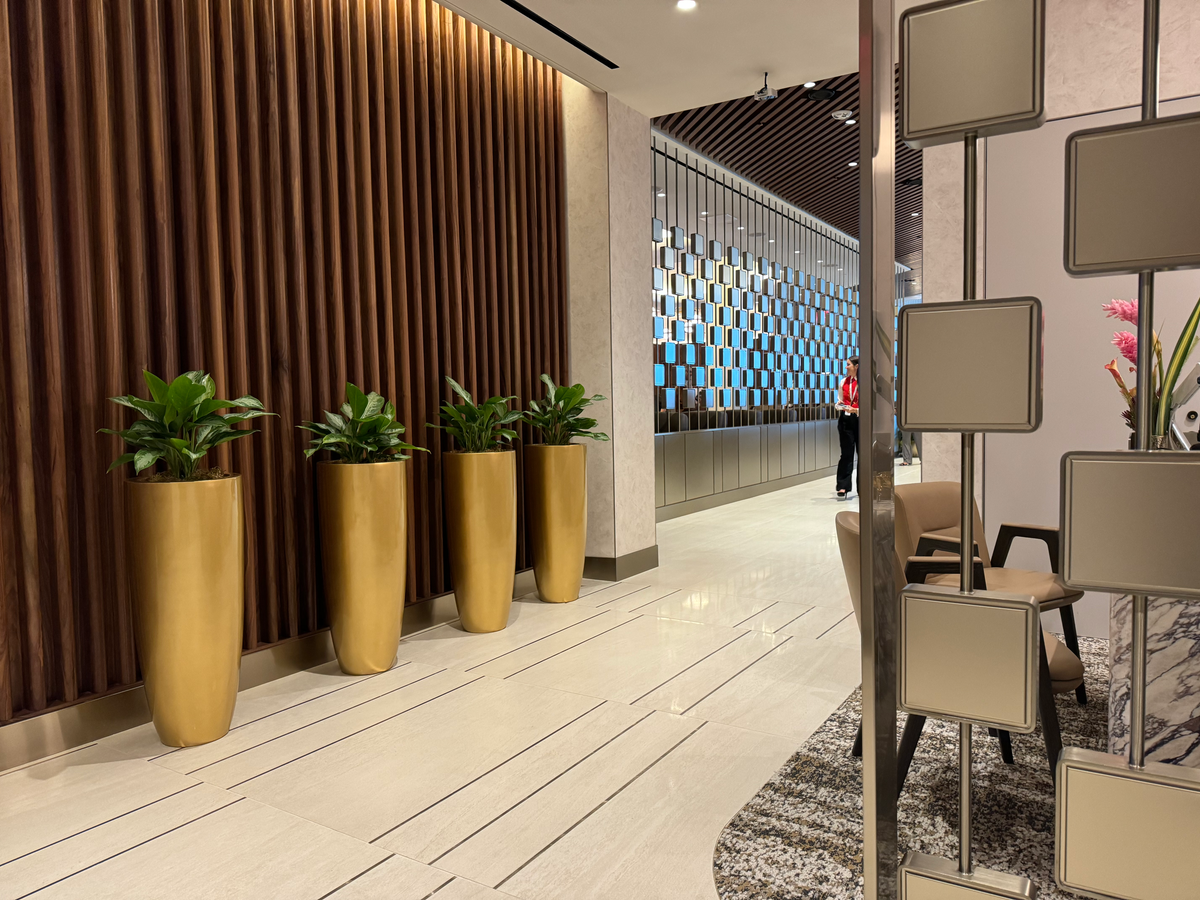 First Look at the New Delta One Lounge at Los Angeles LAX