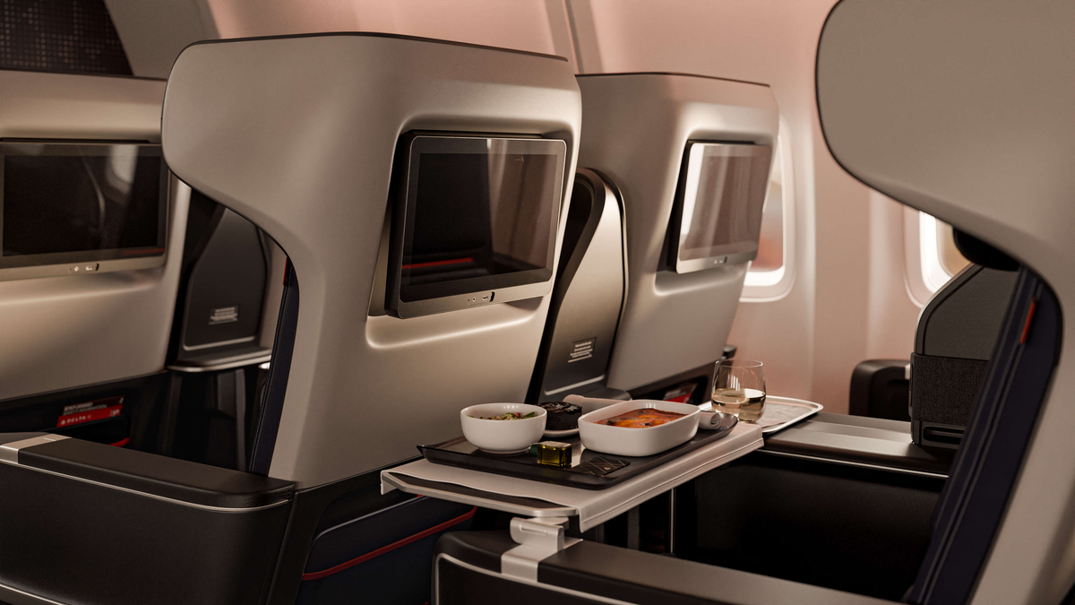 Delta Premium Select and First Class dining