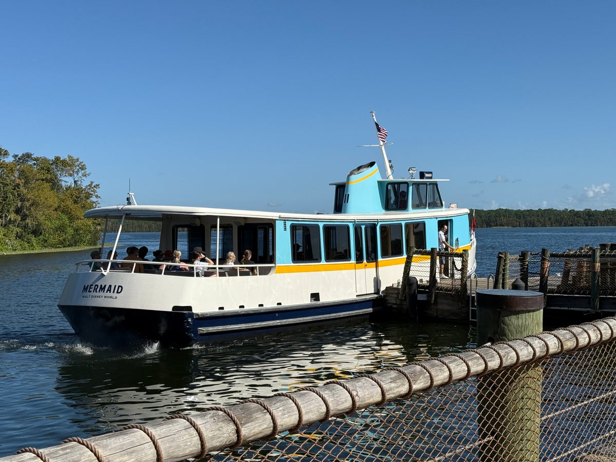 Disney Wilderness Lodge Boat Transport to Magic Kingdom, Image Credit: James Larounis