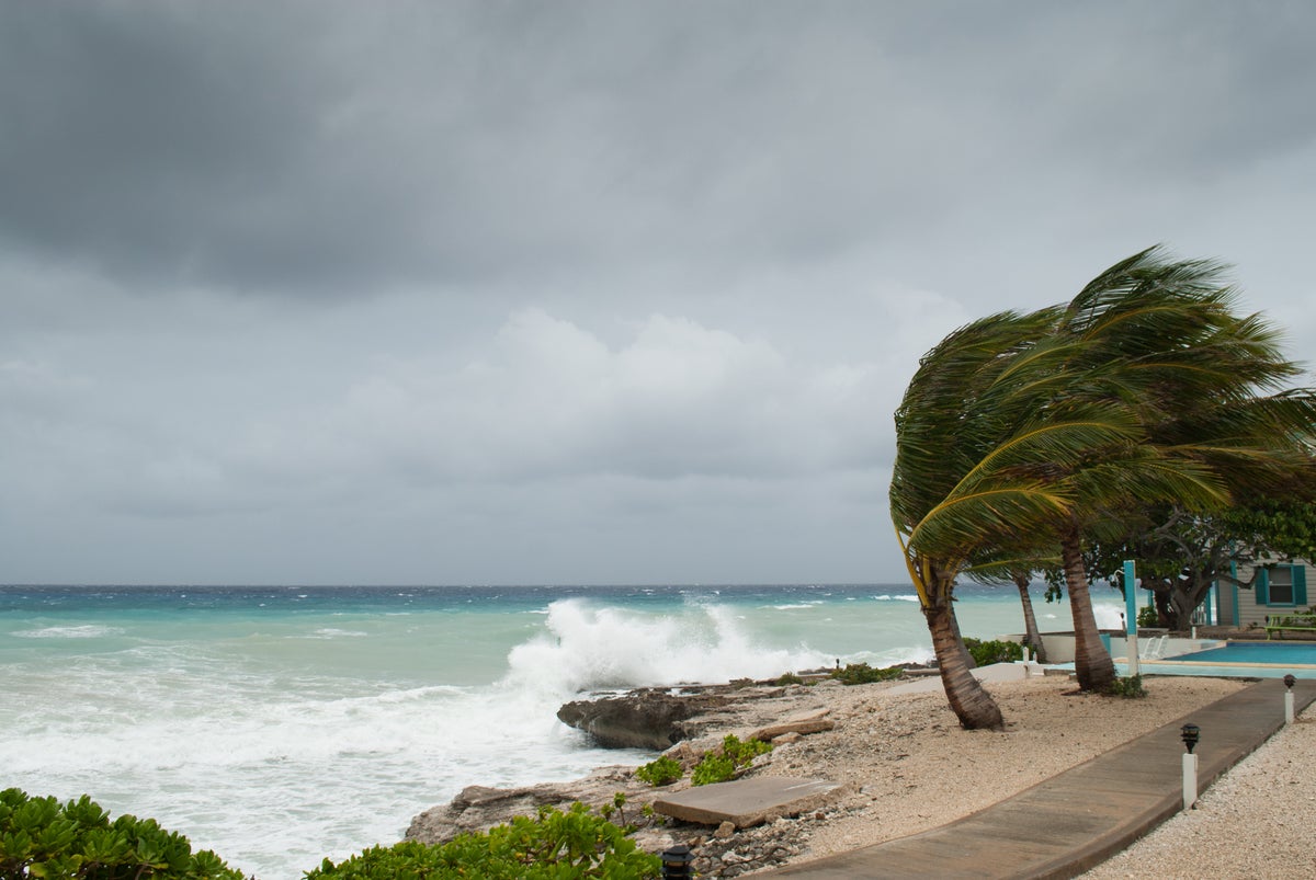 I Changed My Flight Last-Minute Before a Hurricane — Here’s How You Can, Too