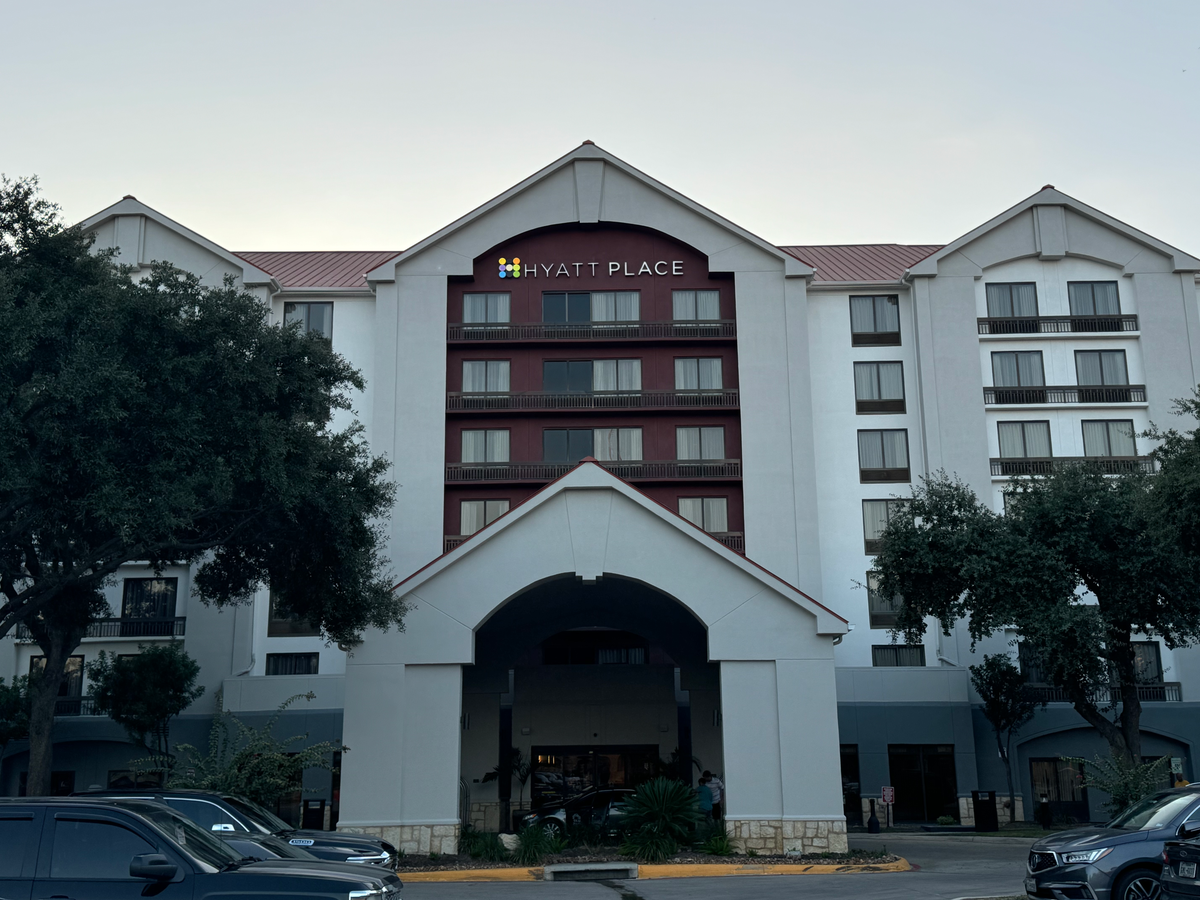 Hyatt Place San Antonio Riverwalk front