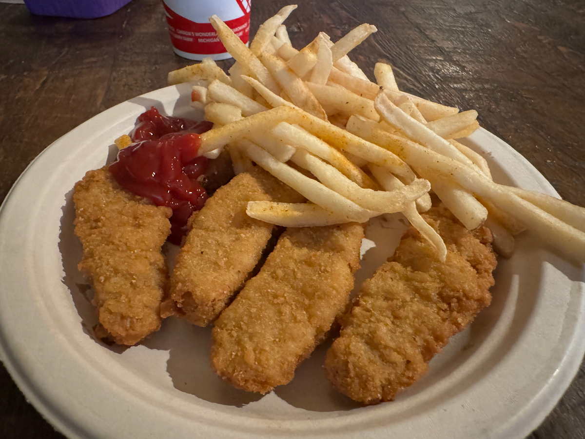 Knott's Berry Farm vegan tenders at Grizzly Creek Lodge