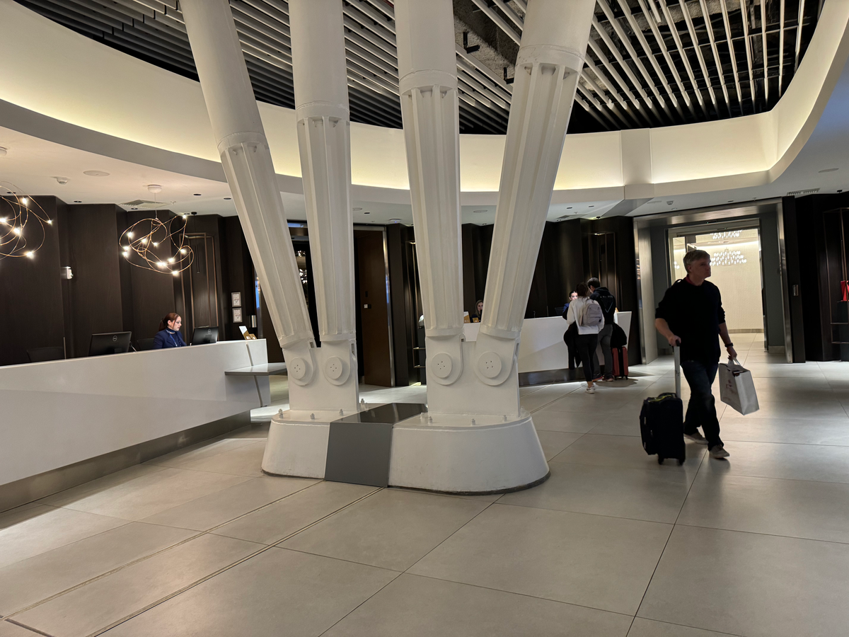 LATAM Lounge Santiago SCL lounge entrance