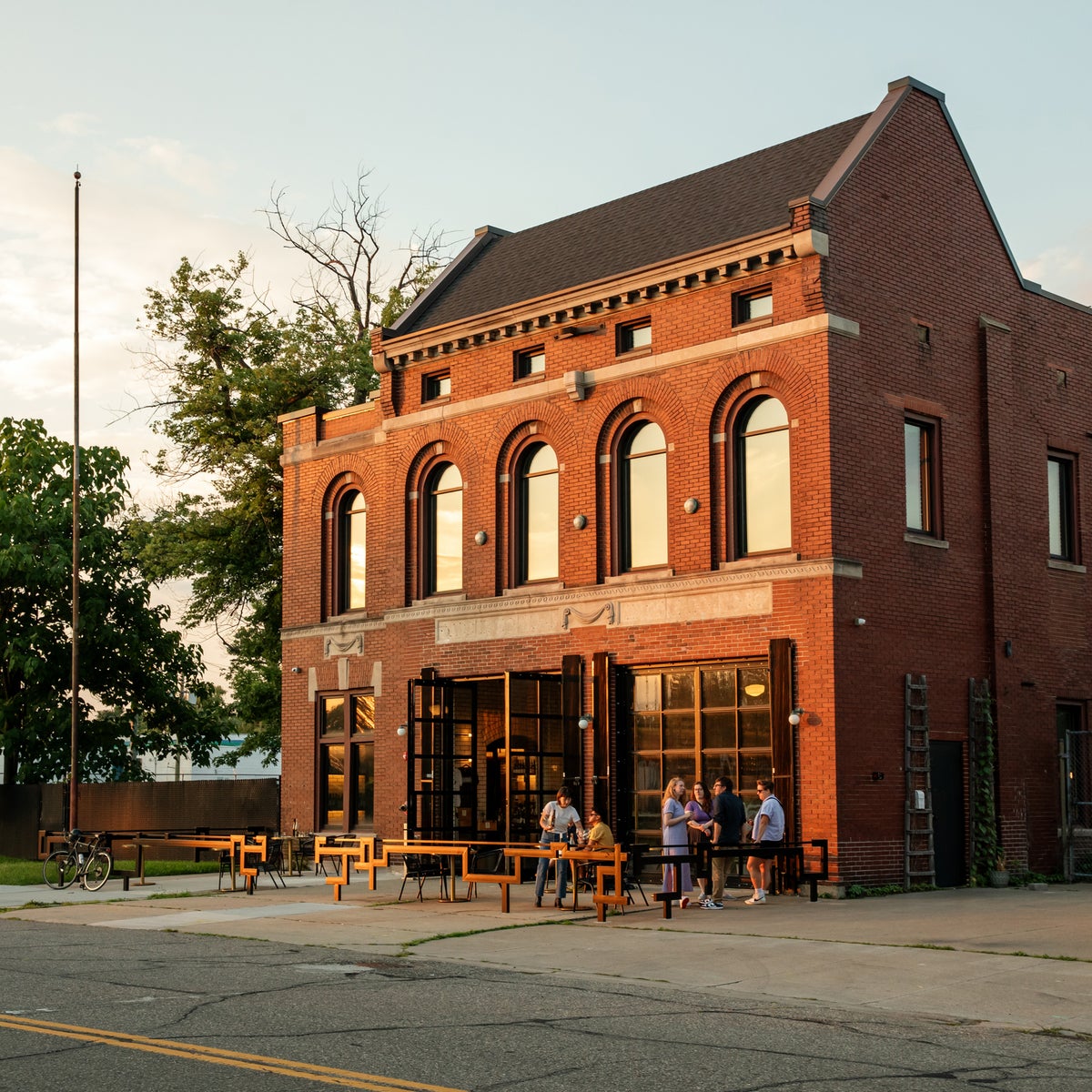 Ladder 4 Wine Bar