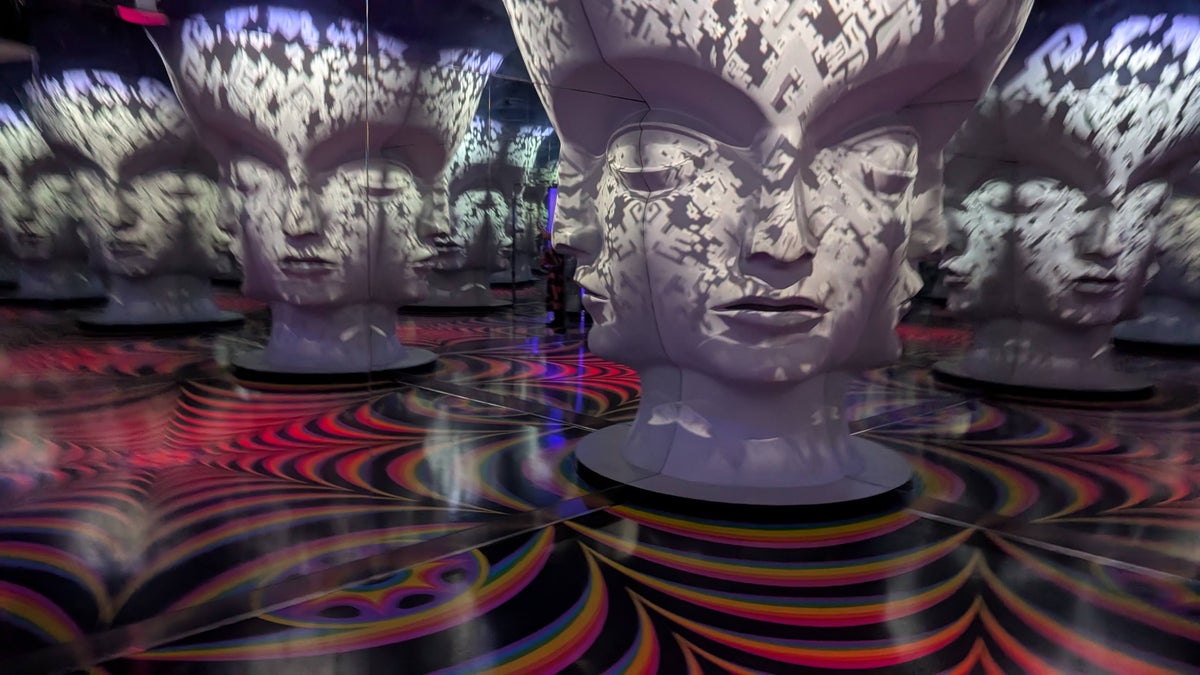 Meow Wolf Las Vegas Omega Mart optical illusion room