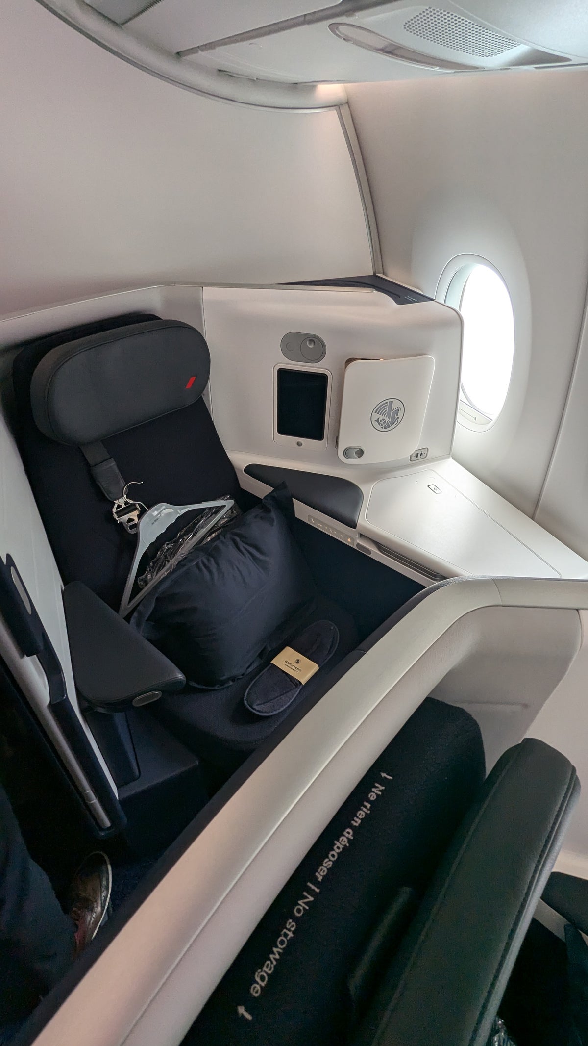 Air France A350 new business class suite overview 14A