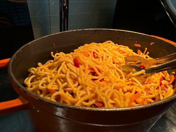 Plaza Premium Marmara Lounge SAW noodles Plaza Premium Marmara Lounge SAW noodles