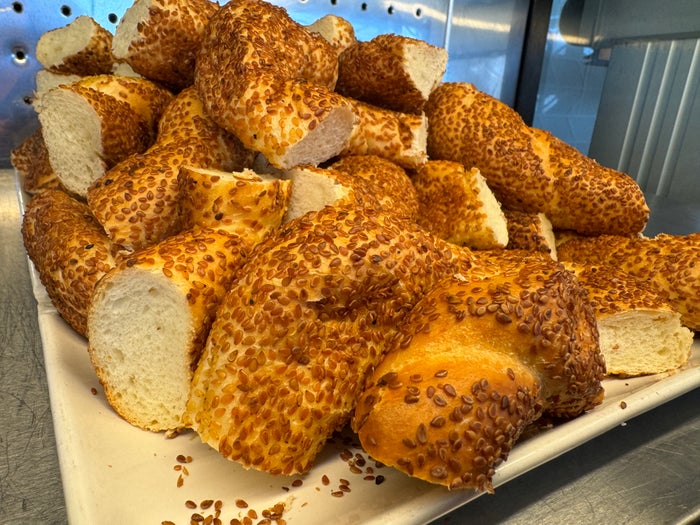 Plaza Premium Marmara Lounge SAW simit Plaza Premium Marmara Lounge SAW simit
