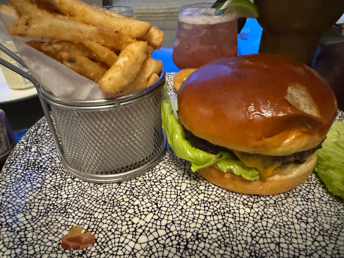 St Regis Bermuda St Regis Bar burger