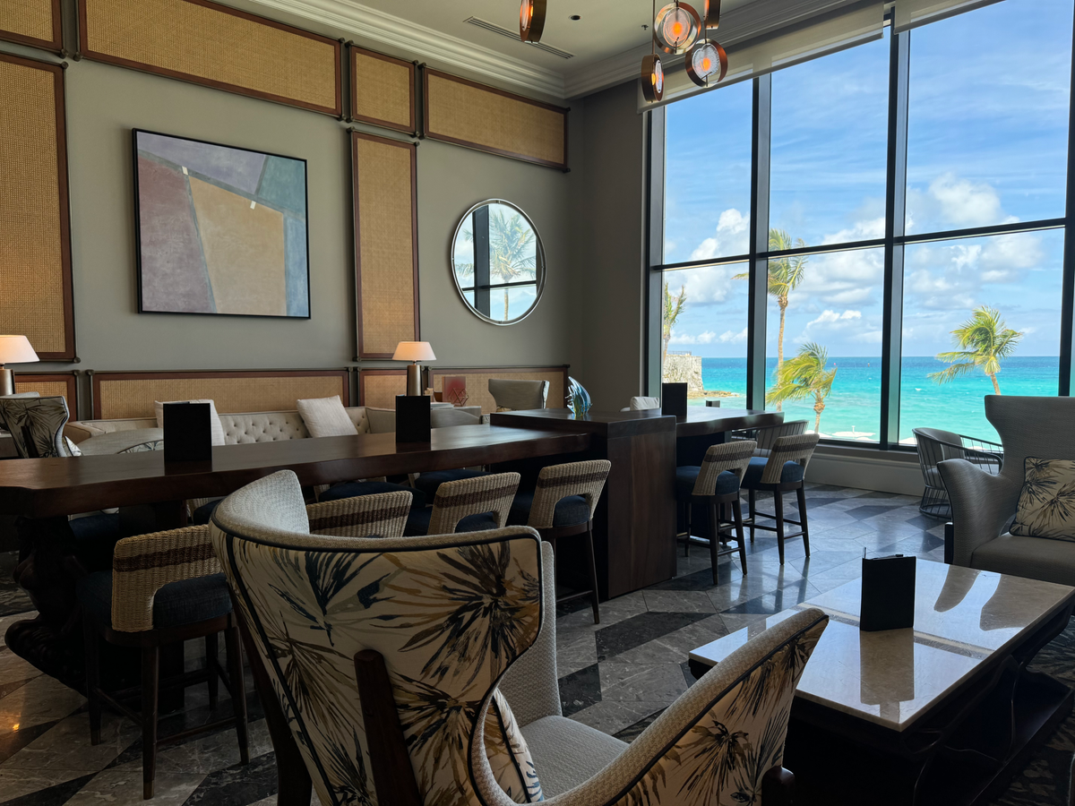 St Regis Bermuda St Regis Bar seating