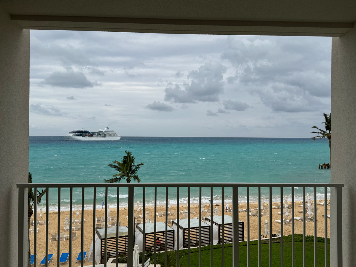 St Regis Bermuda bedroom balcony