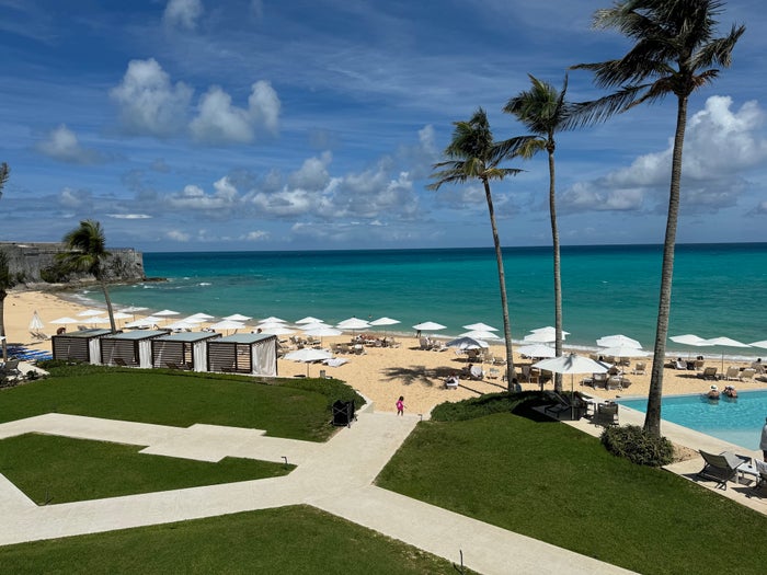 A Review of The St. Regis Bermuda Resort: Luxury or Letdown?