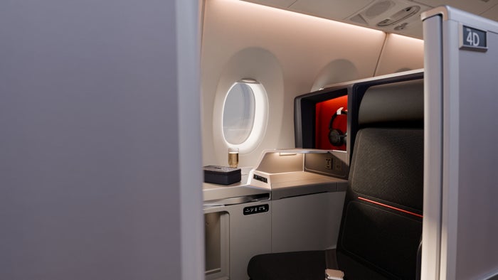 Delta new cabin new Delta One seat