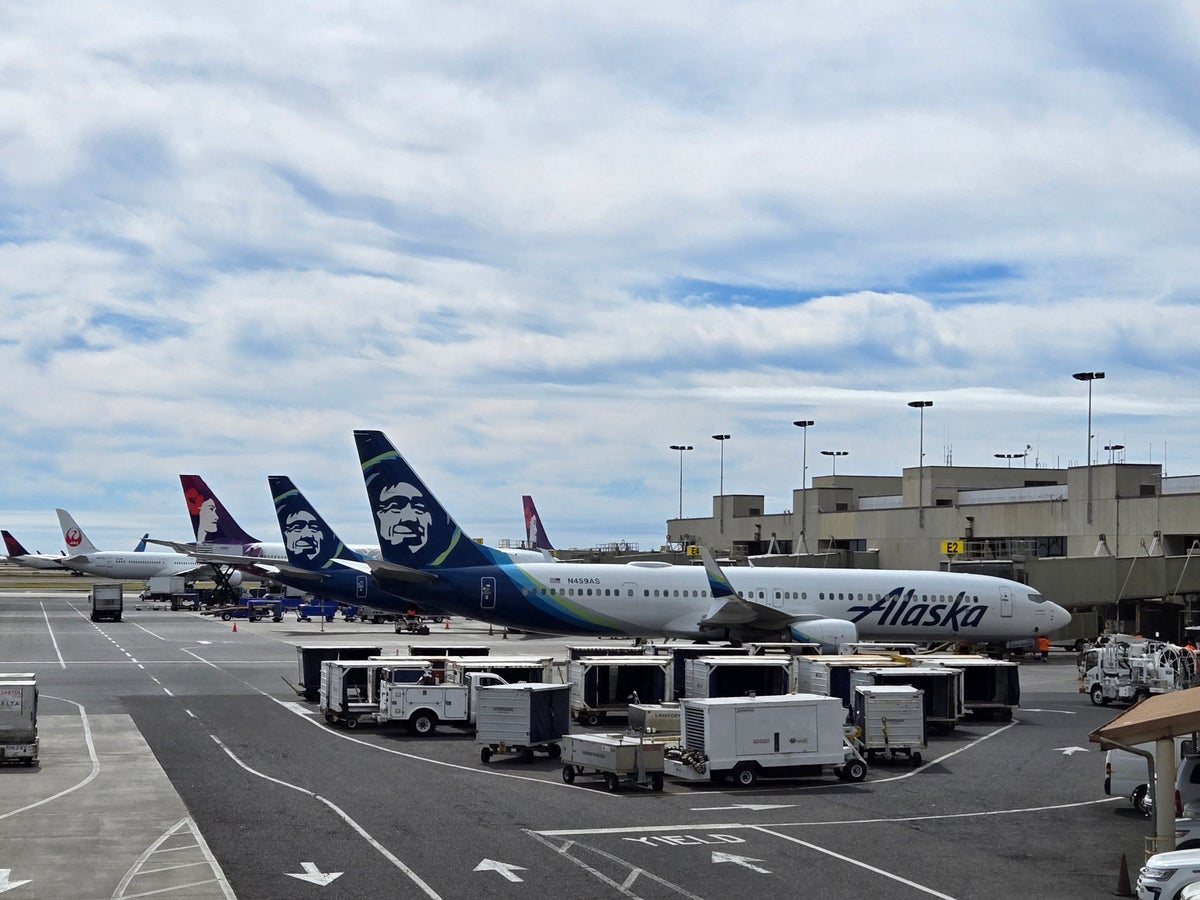 Alaska Airlines Shares Details on Premium Credit Card Benefits