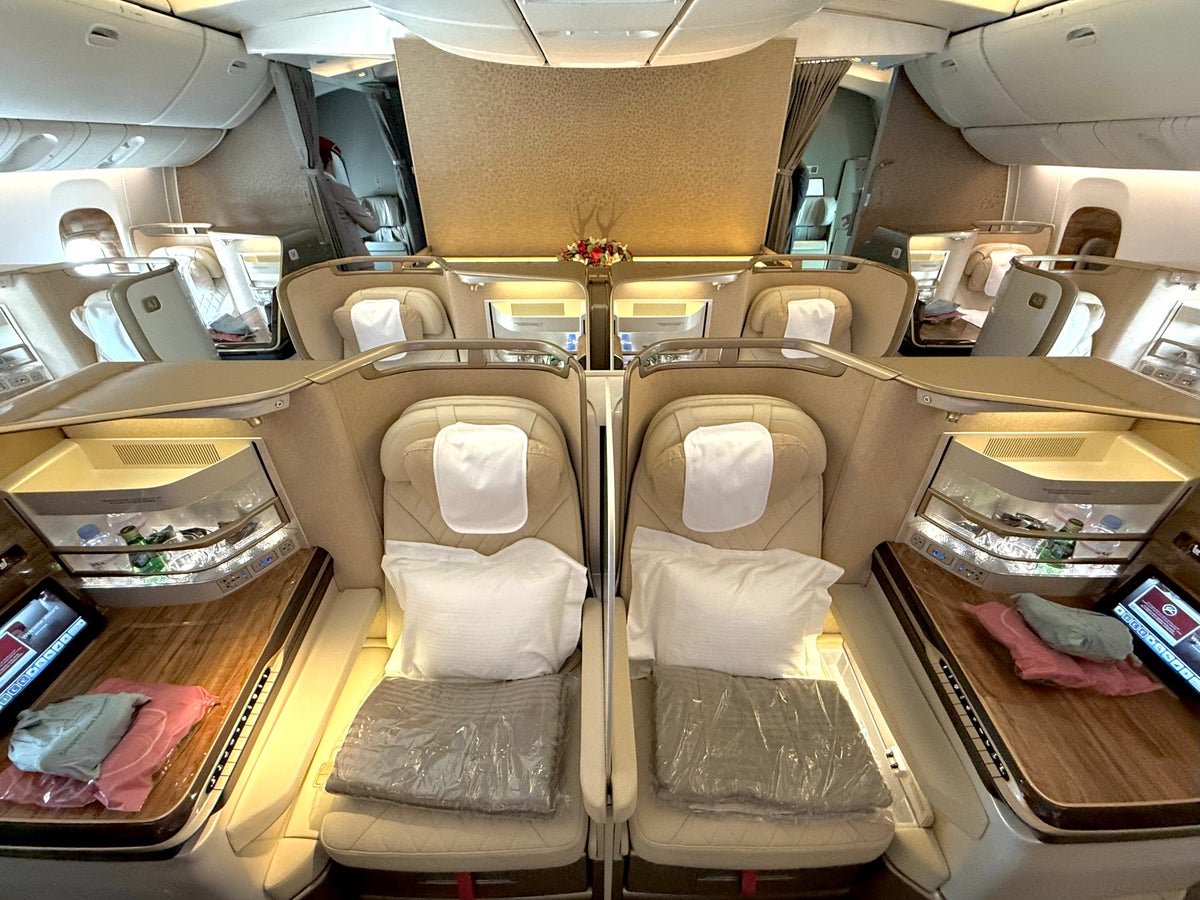 Emirates new business class on the retrofitted Boeing 777