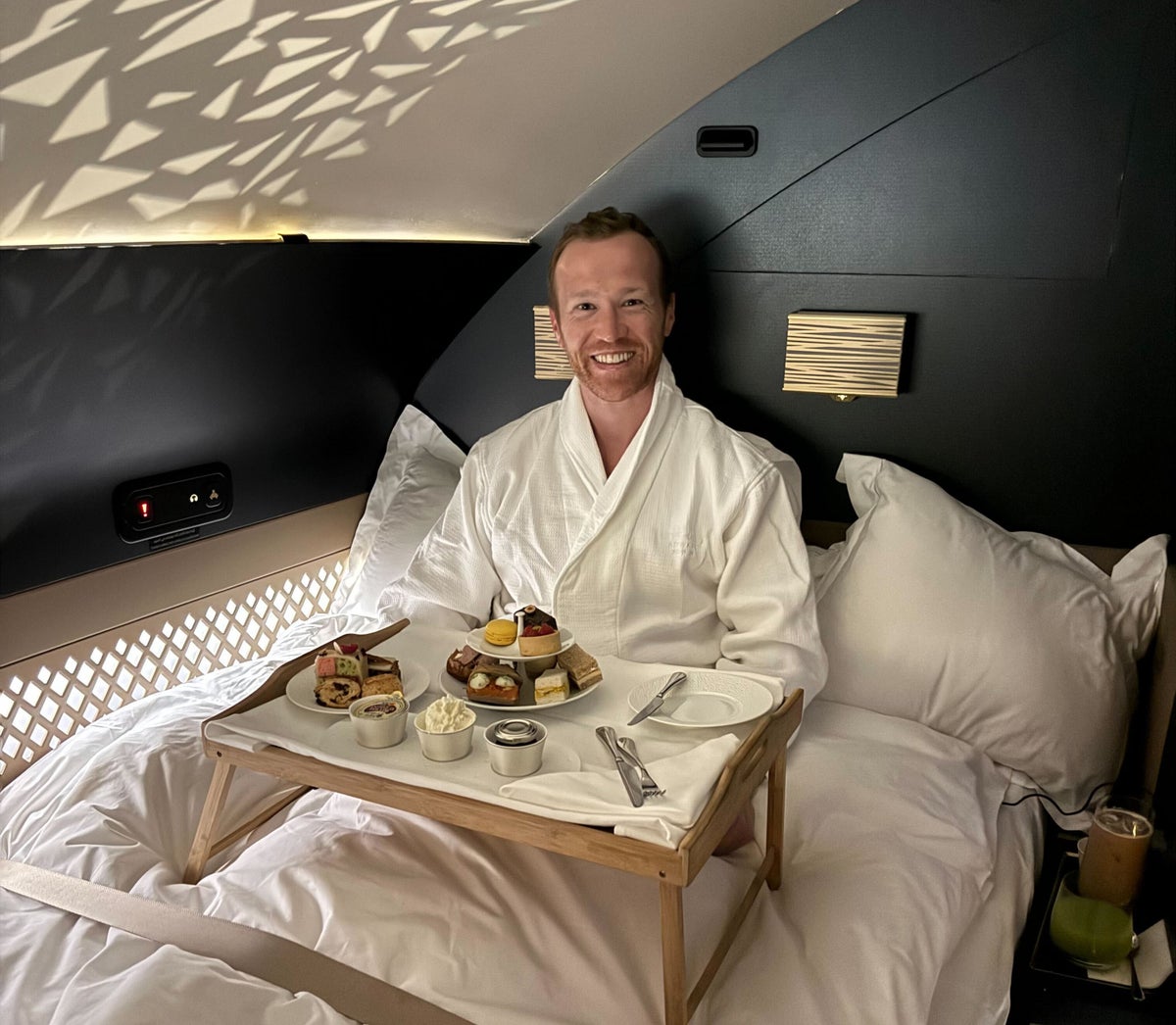 Etihad Residence meal in bed