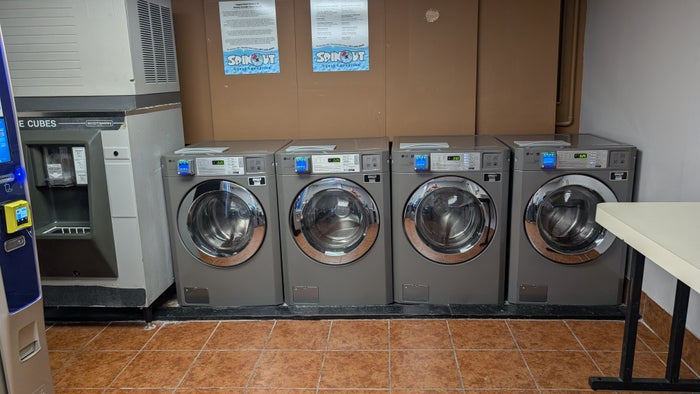Hilton Buena Vista Palace Orlando amenities laundry washers Hilton Buena Vista Palace Orlando amenities laundry washers