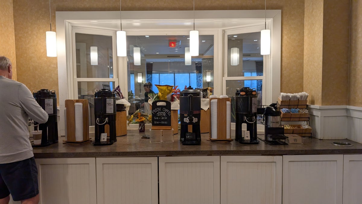 Hilton Orlando Lake Buena Vista dining market coffee