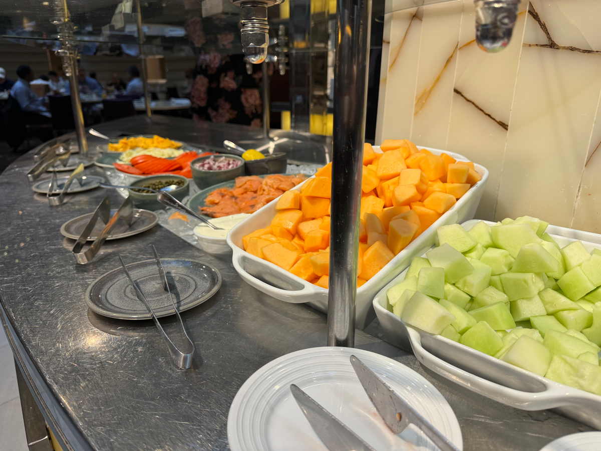 Hyatt Regency OHare Chicago restaurant breakfast cold bar