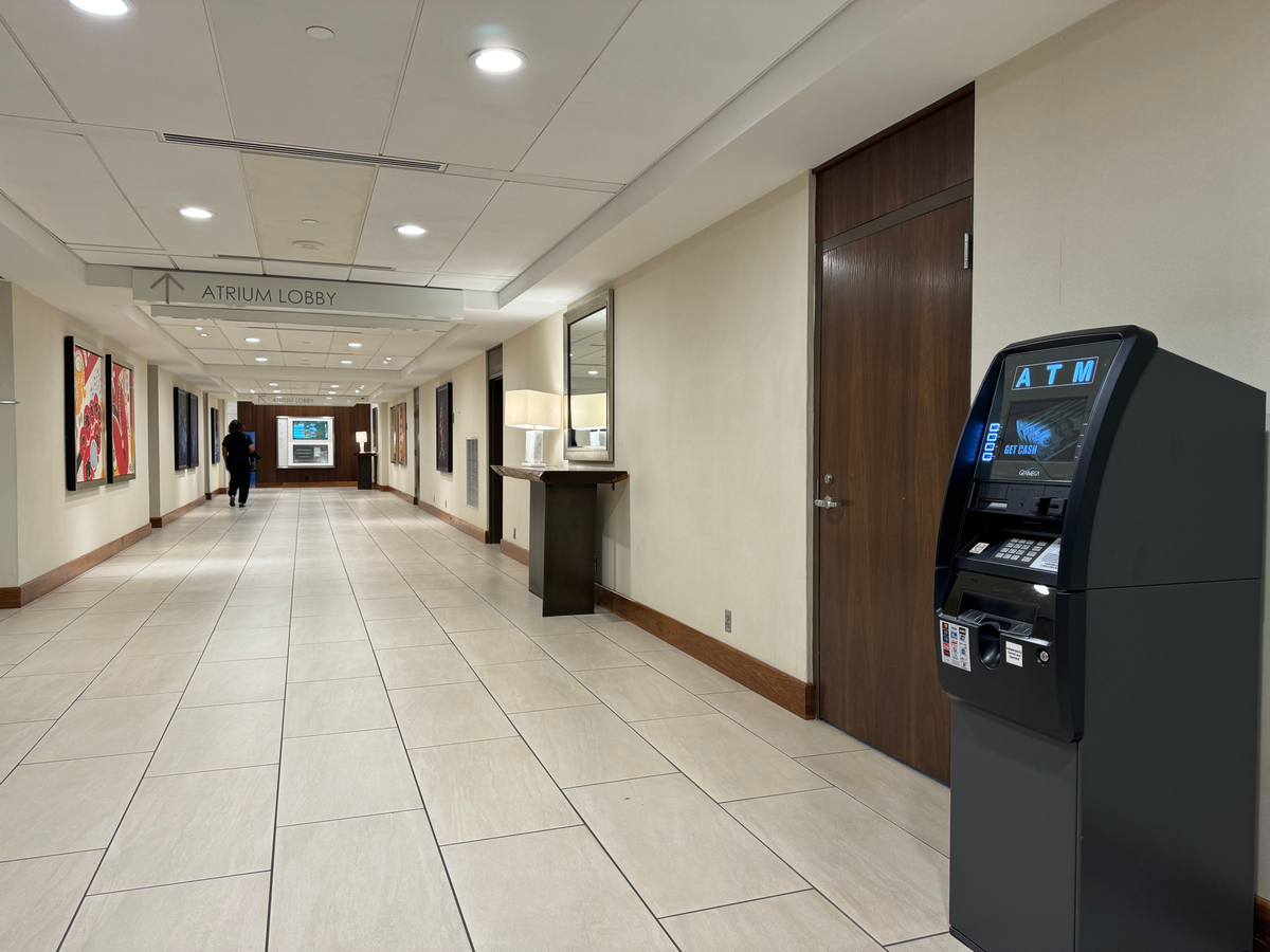 Hyatt Regency Atlanta ATM in hallway