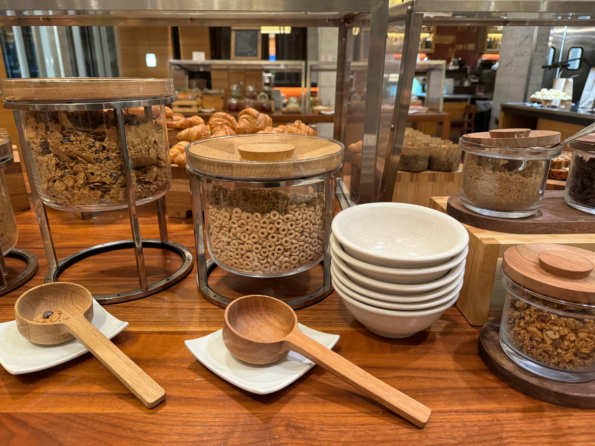 Hyatt Regency Atlanta Sway breakfast cereals