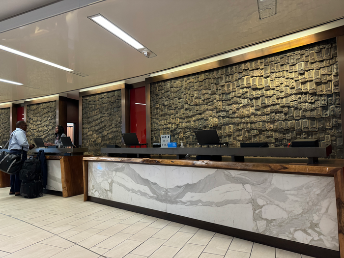 Hyatt Regency Atlanta reception desk