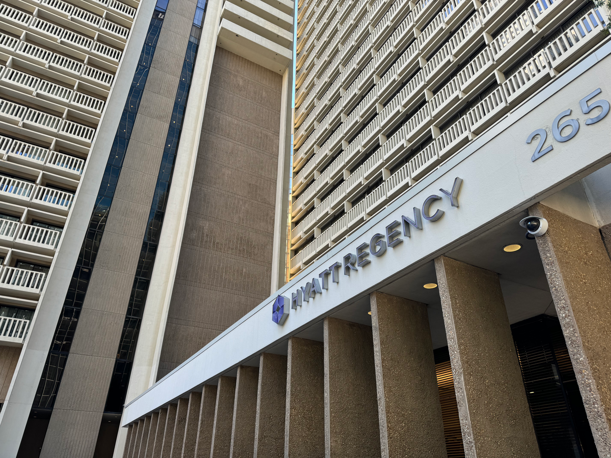 Hyatt Regency Atlanta sign