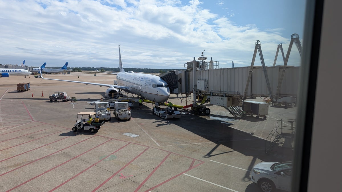 IAH Terminal C gate 41