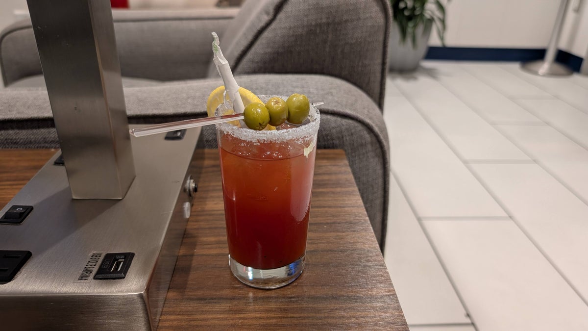 IAH Terminal D KLM Crown Lounge Bloody Mary