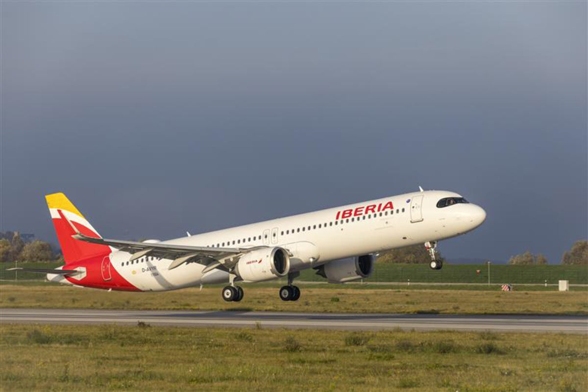 World’s First Long-Haul Airbus A321XLR Passenger Flight Arrives in Boston Tomorrow