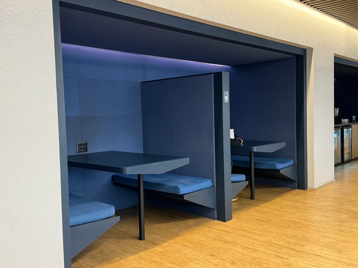 Plaza Premium Lounge GRU Terminal 2 booths Plaza Premium Lounge GRU Terminal 2 booths