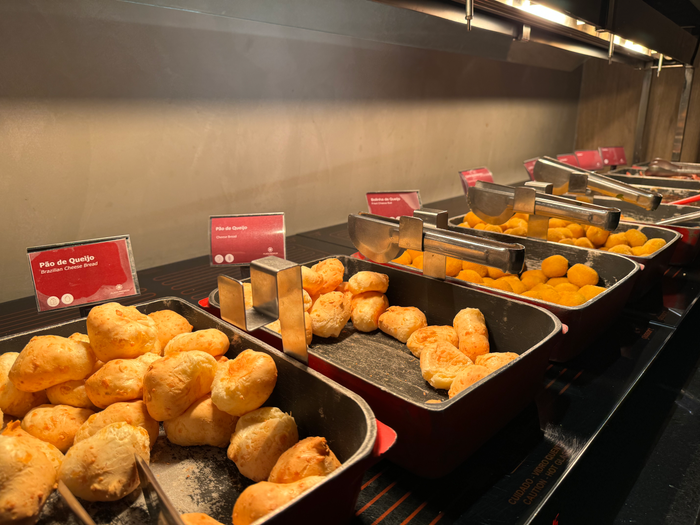 Plaza Premium Lounge GRU Terminal 2 buffet Plaza Premium Lounge GRU Terminal 2 buffet